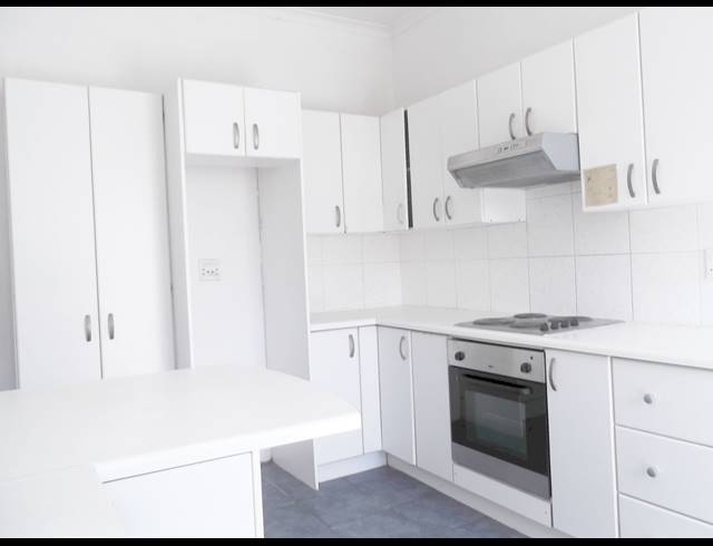 4 bed property to rent in WOODSTOCK